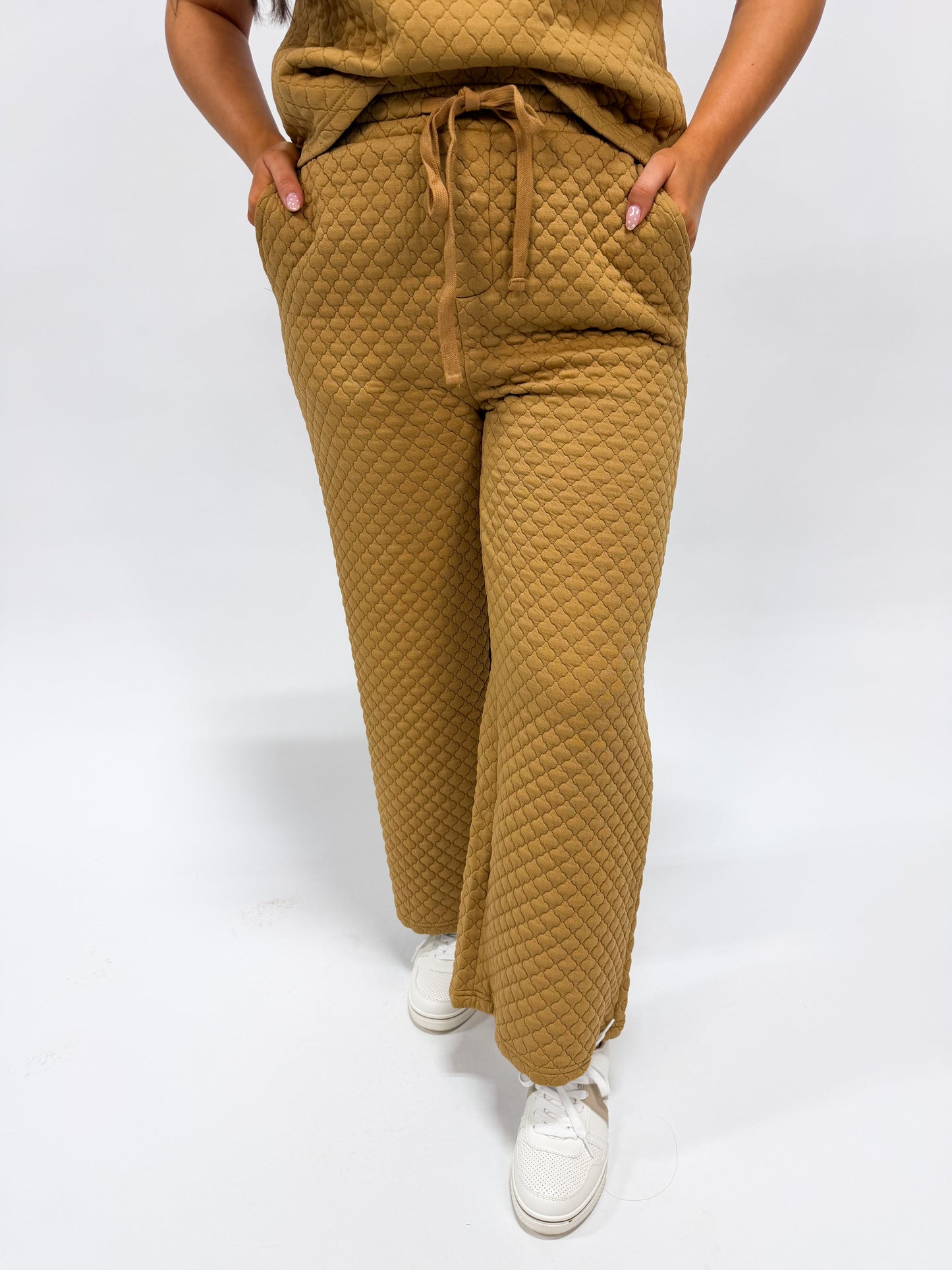 THE EVERY DAY BOTTOMS