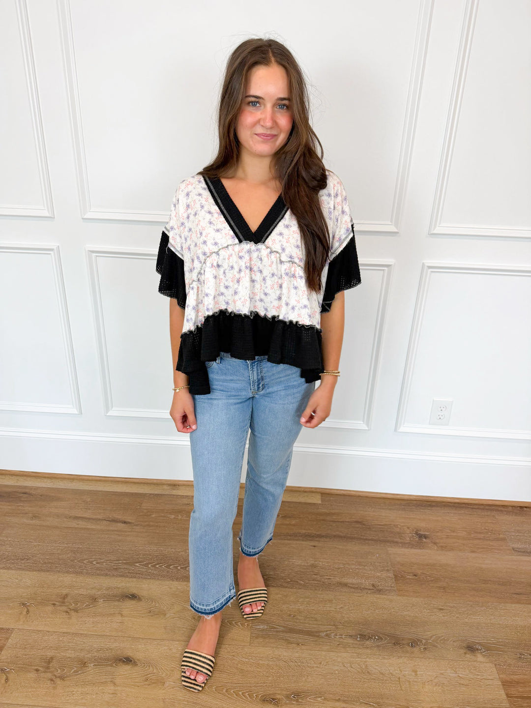 DARLING DETAIL TOP