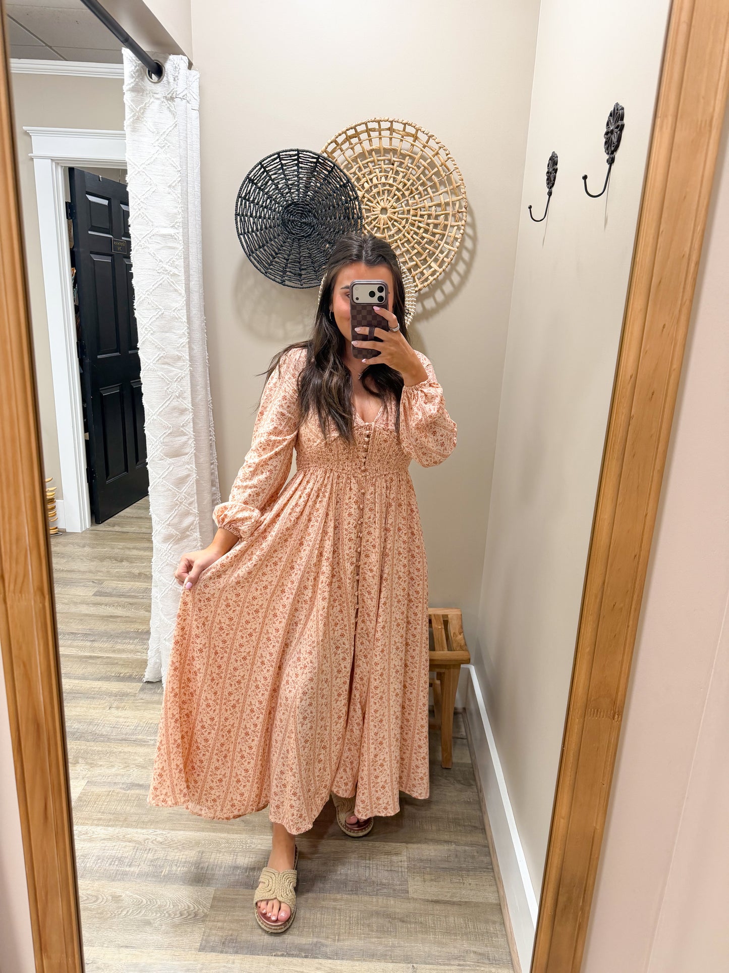 BLUSHING BLOOM MAXI DRESS