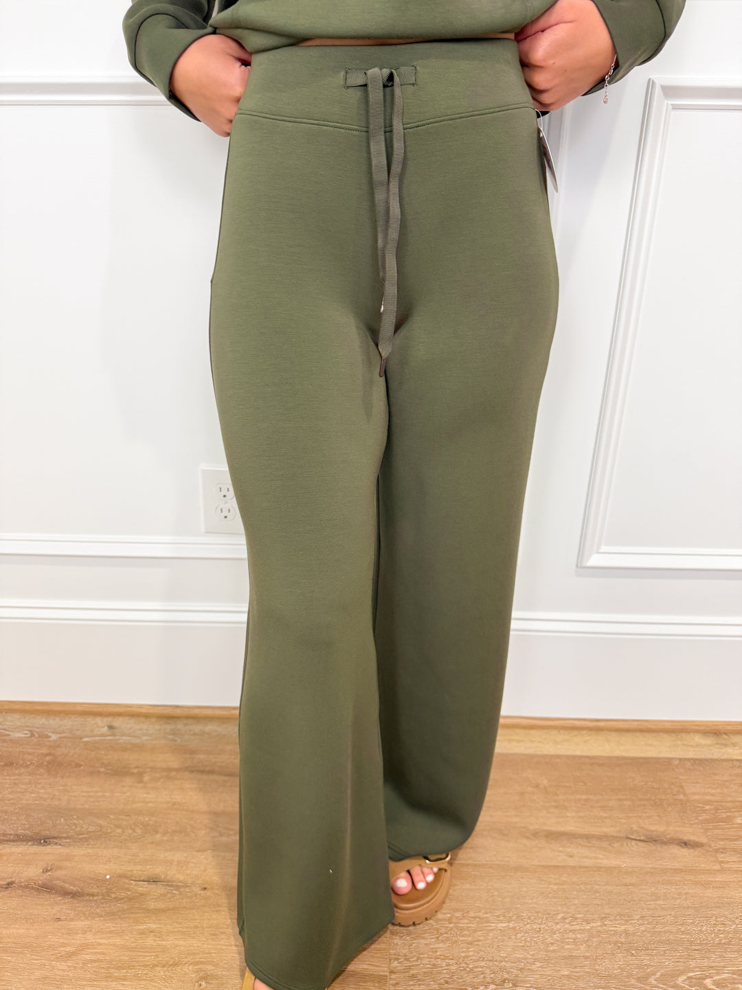spanx airessentials® wide leg pant