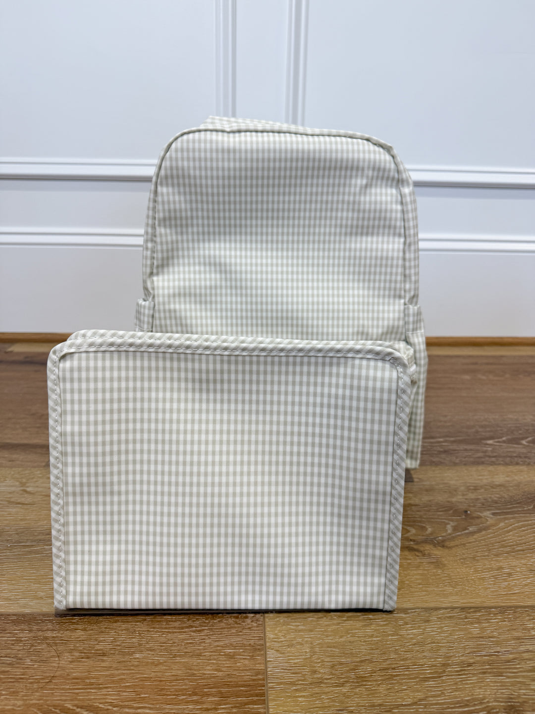 TRVL Design Backpacker – Gingham Pearl Gray