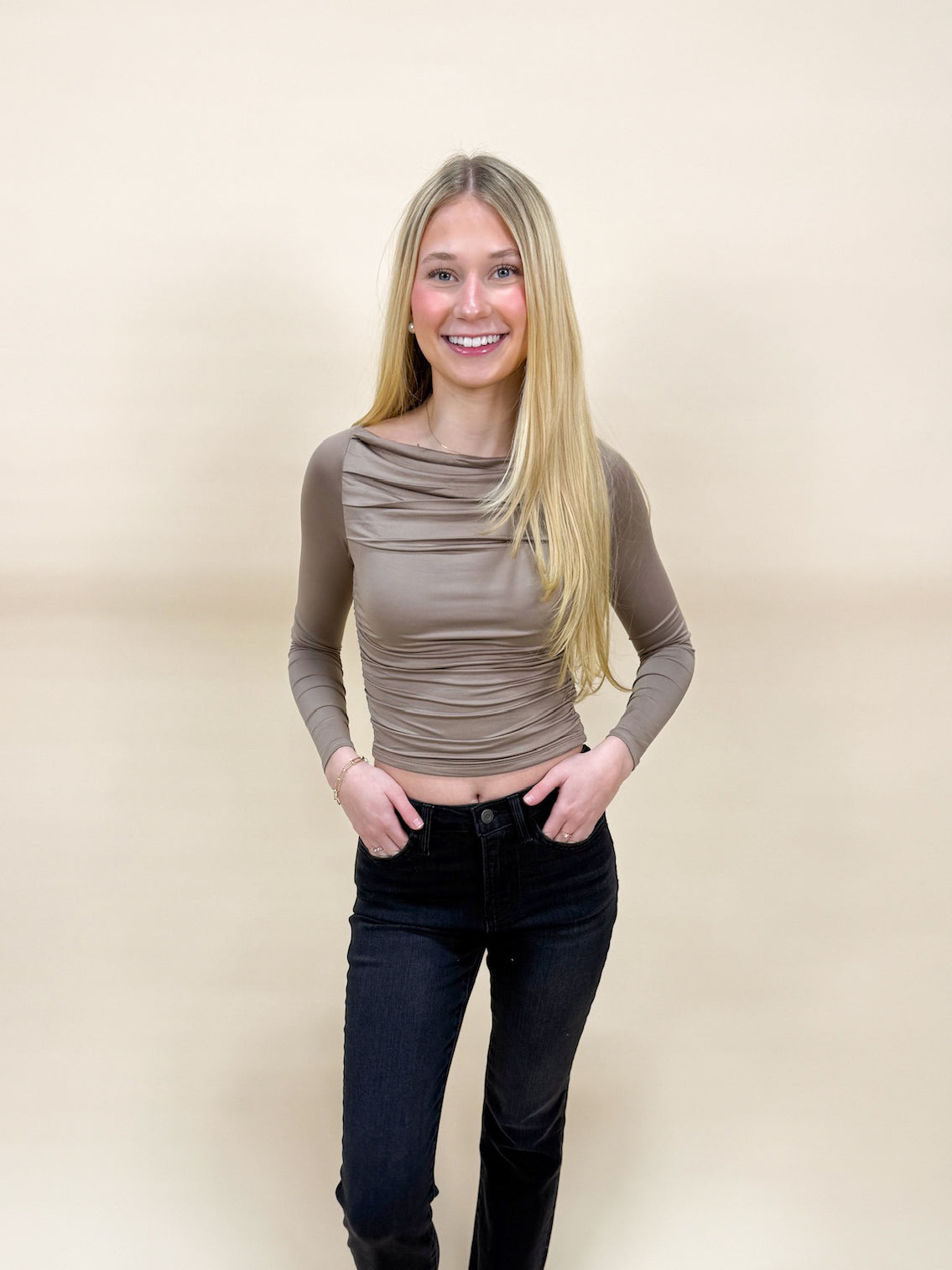 SIMPLE SWEETHEART TOP