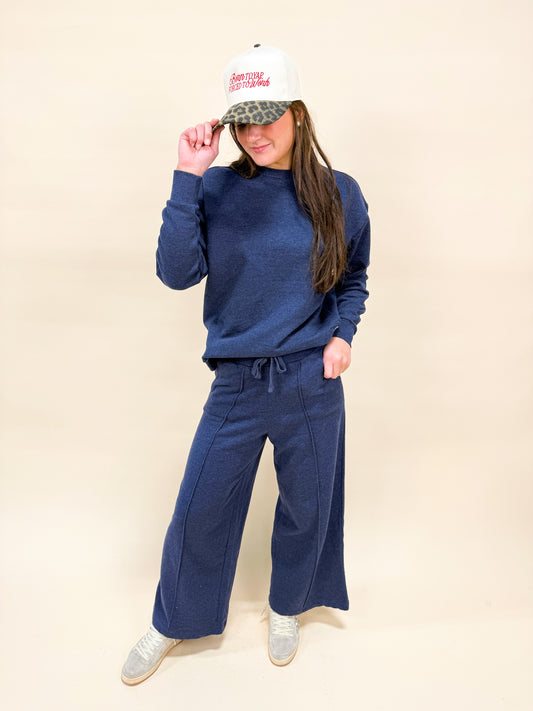 SLEEPING IN PULLOVER