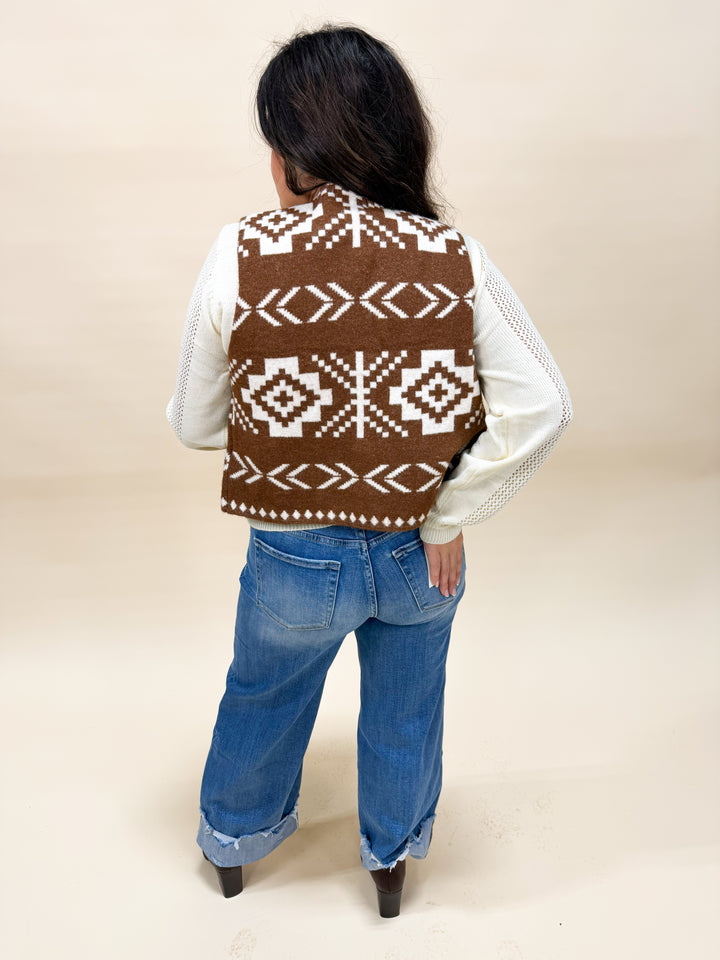 WEEKEND WANDER VEST