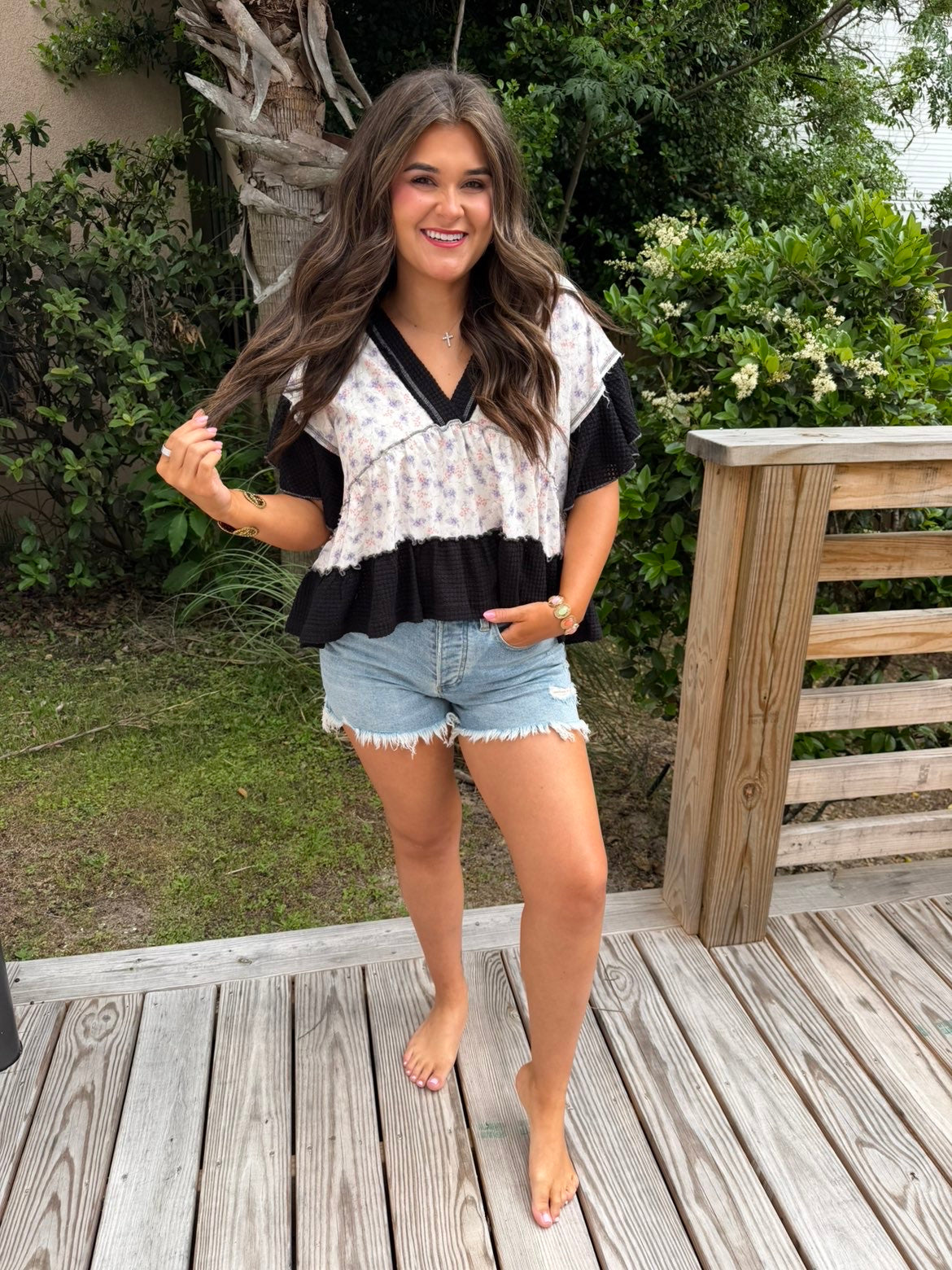 DARLING DETAIL TOP