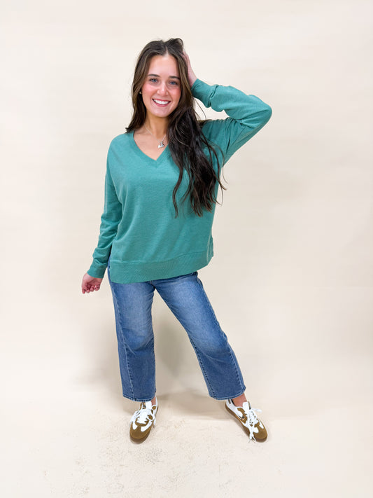 Z SUPPLY Modern V-Neck Weekender