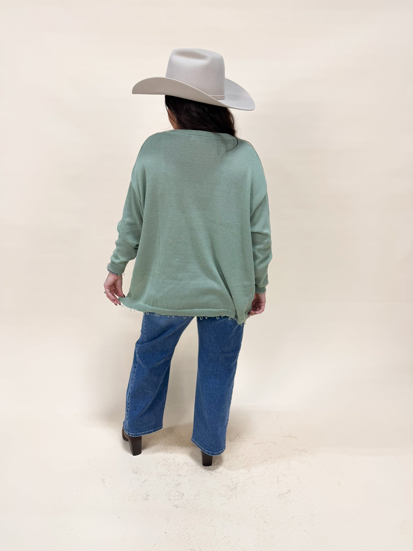 UNDER THE MISTLETOE TOP