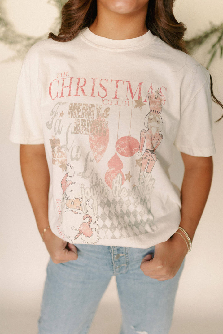 CHRISTMAS CLUB GRAPHIC TEE